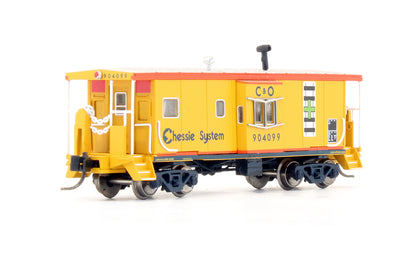 Pre-Owned Int. Ph. 4 Bay Window Caboose Chessie C&O Green Cross - Road #904099