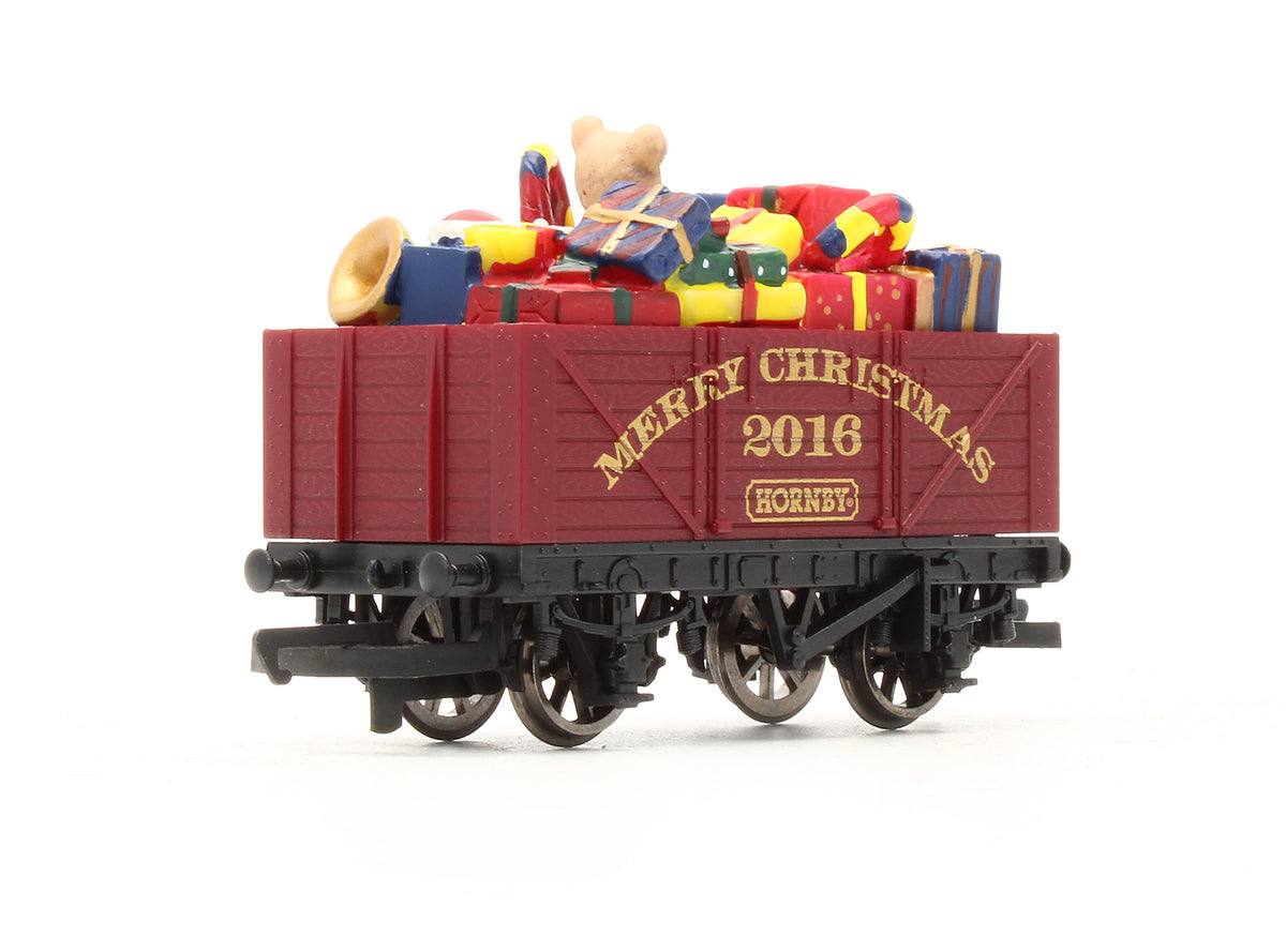 Pre-Owned 7 Plank Wagon Christmas 2016