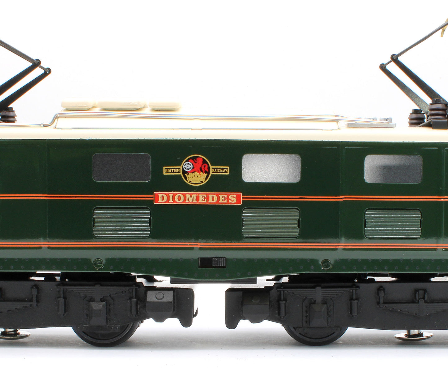E/49-B4 "EM1" BR Class 76 "Diomedes" (Post 1956) Lined Gloss Green with Small Yellow Ends No.E26047 Electric Locomotive