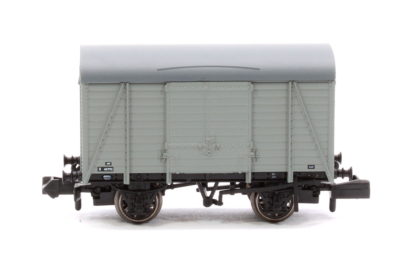 SECR Wagons Pack 4 - BR Livery 10t Covered Vans (Dia.1426)