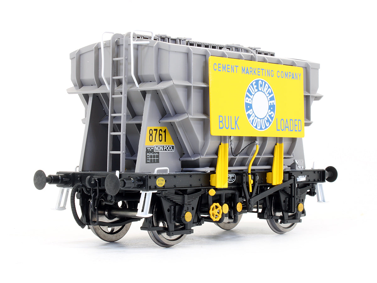 Pre-Owned Presflo Cement Wagon 'APCM8761' APCM Plain Grey TOPS