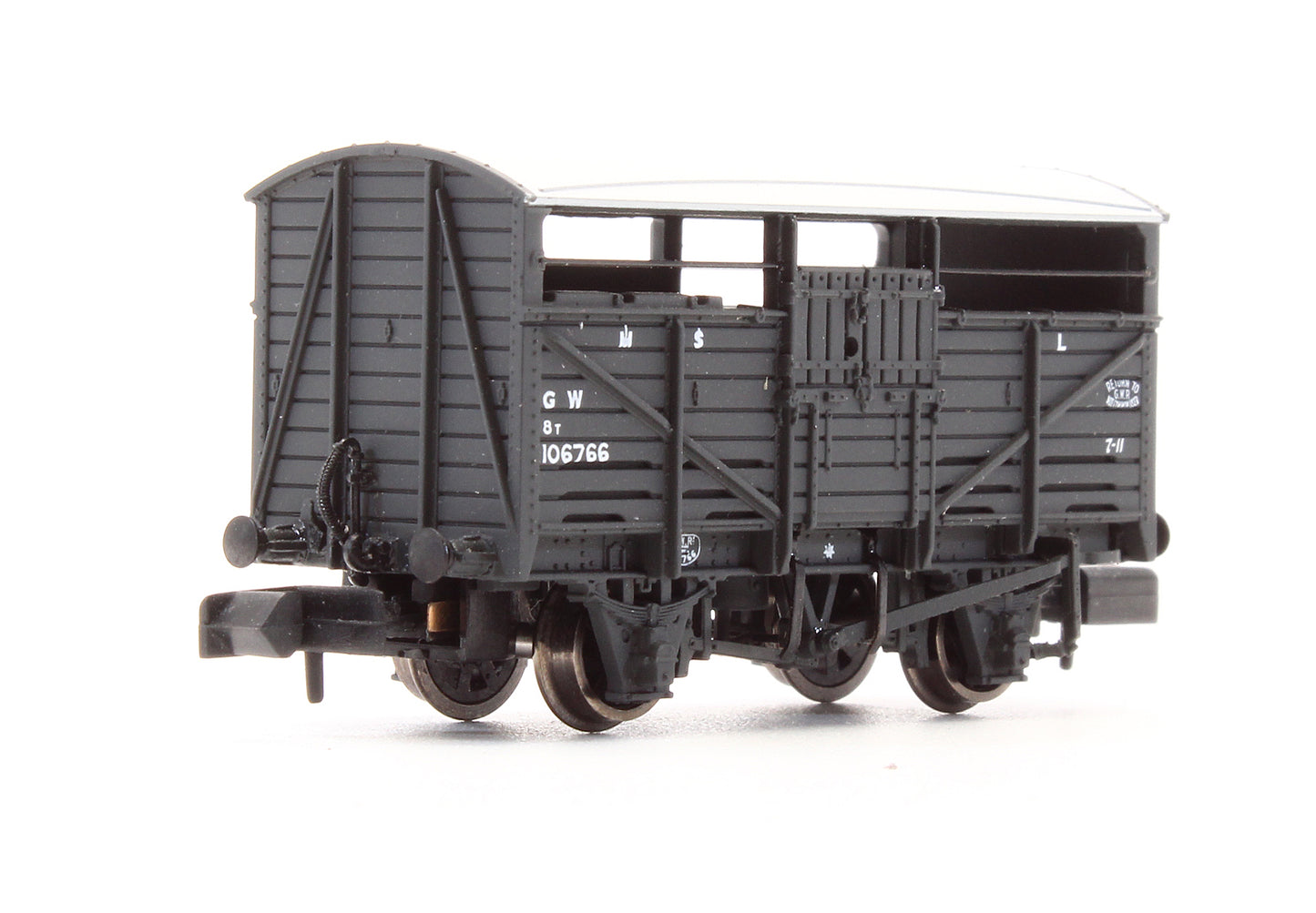 Pre-Owned 373-261B 8 Ton Cattle Wagon GWR Dark Grey No.106766