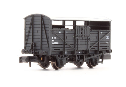 Pre-Owned 373-261B 8 Ton Cattle Wagon GWR Dark Grey No.106766