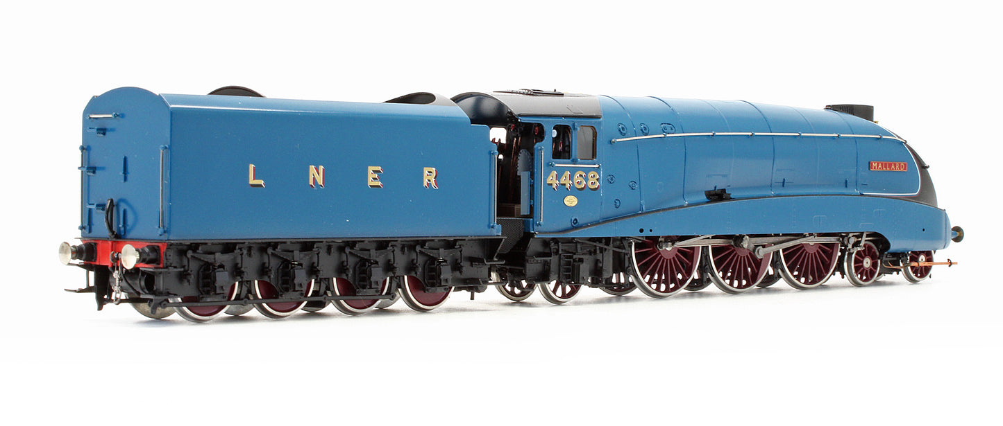 Pre-Owned LNER 4-6-2 A4 'Mallard' 4468 Steam Locomotive - DCC Sound