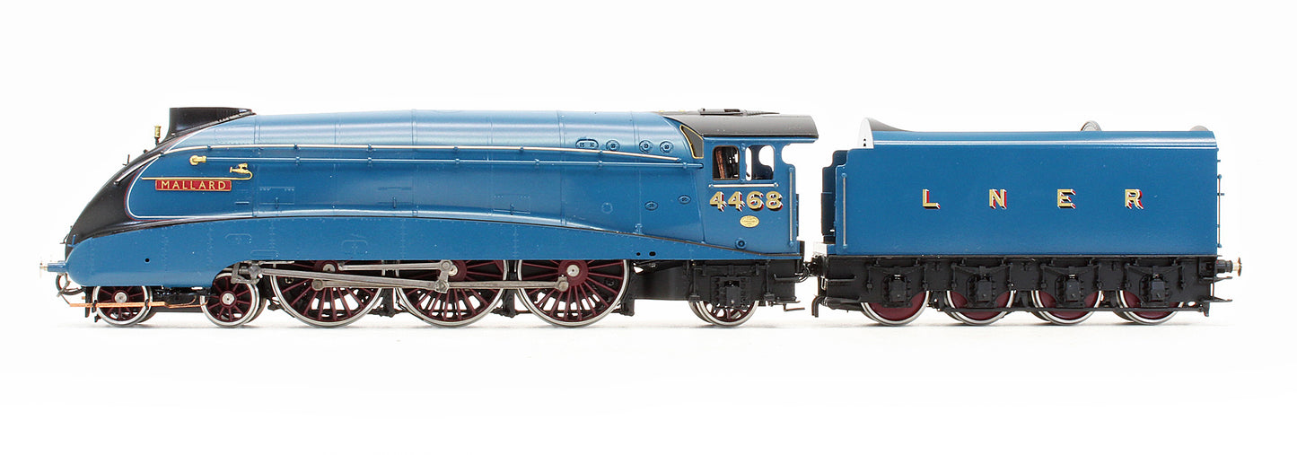 Pre-Owned LNER 4-6-2 A4 'Mallard' 4468 Steam Locomotive - DCC Sound