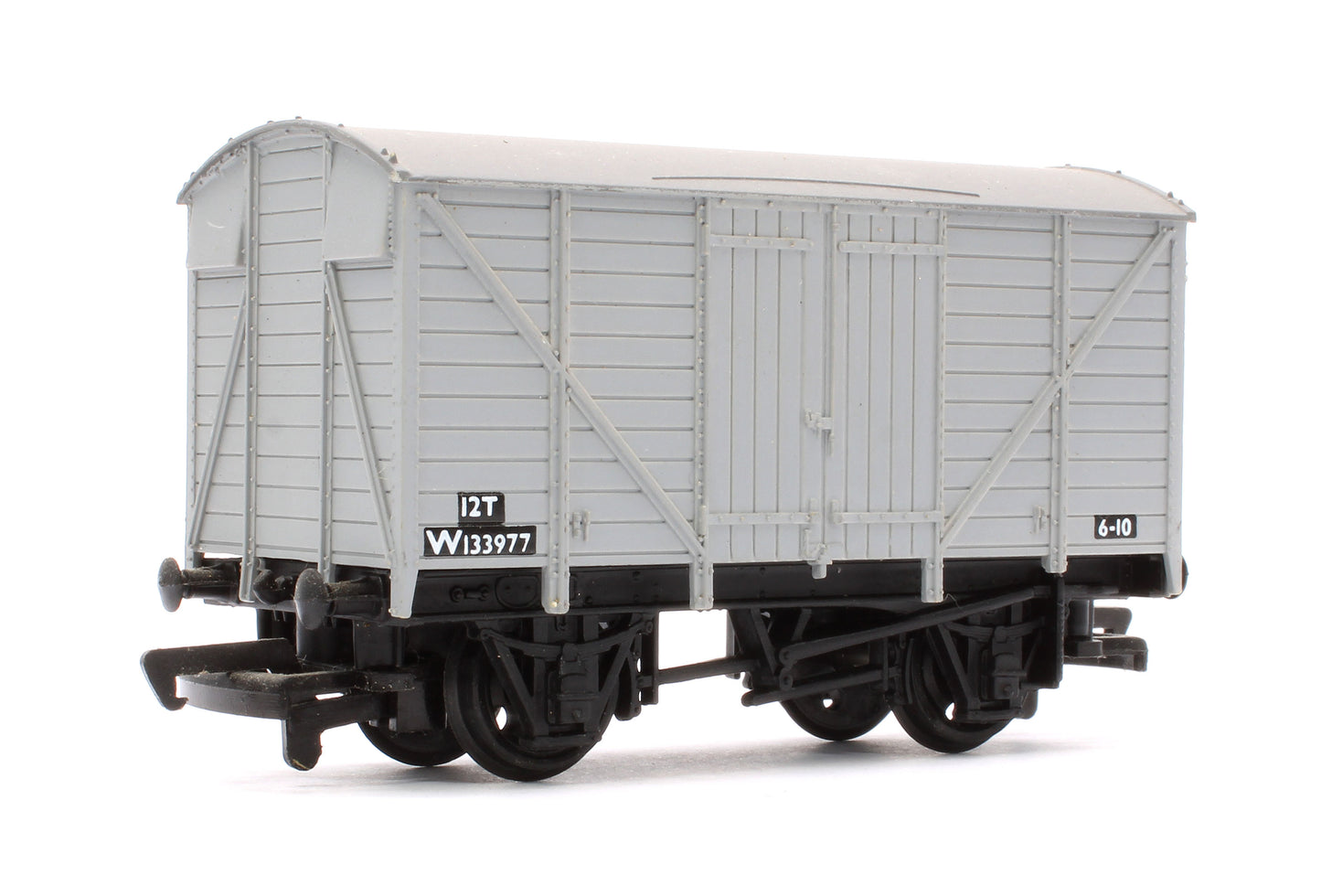 Pre-Owned 12T BR Grey Vent Van 'W133977'