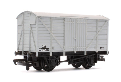 Pre-Owned 12T BR Grey Vent Van 'W133977'