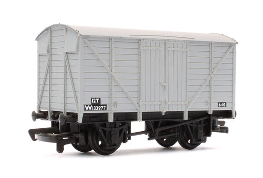 Pre-Owned 12T BR Grey Vent Van 'W133977'