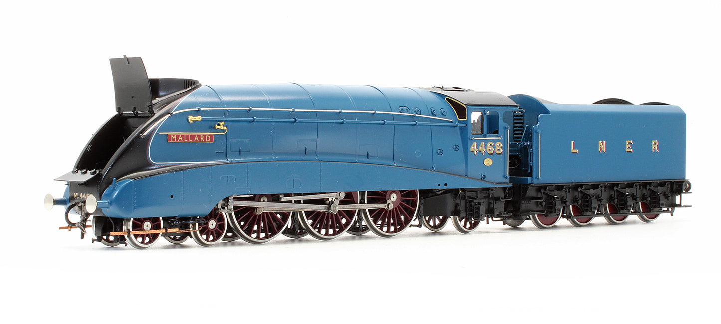 Pre-Owned LNER 4-6-2 A4 'Mallard' 4468 Steam Locomotive - DCC Sound