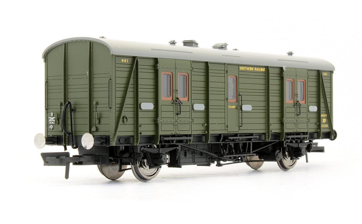 Pre-Owned SR Maunsell Passenger Brake Van C '441'