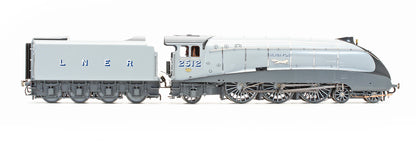 Pre-Owned LNER 4-6-2 Silver A4 'Silver Fox' 2512 Steam Locomotive - DCC Sound