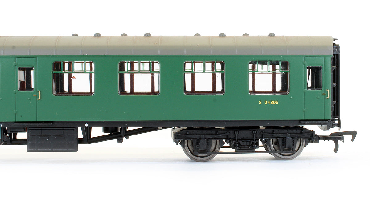 Pre-Owned BR (SR) Green MK1 2nd Class Coach 'S24305' (With Lights)