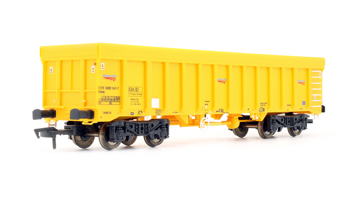 Pre-Owned IOA Ballast Wagon Network Rail Yellow 3170 5992 041-7