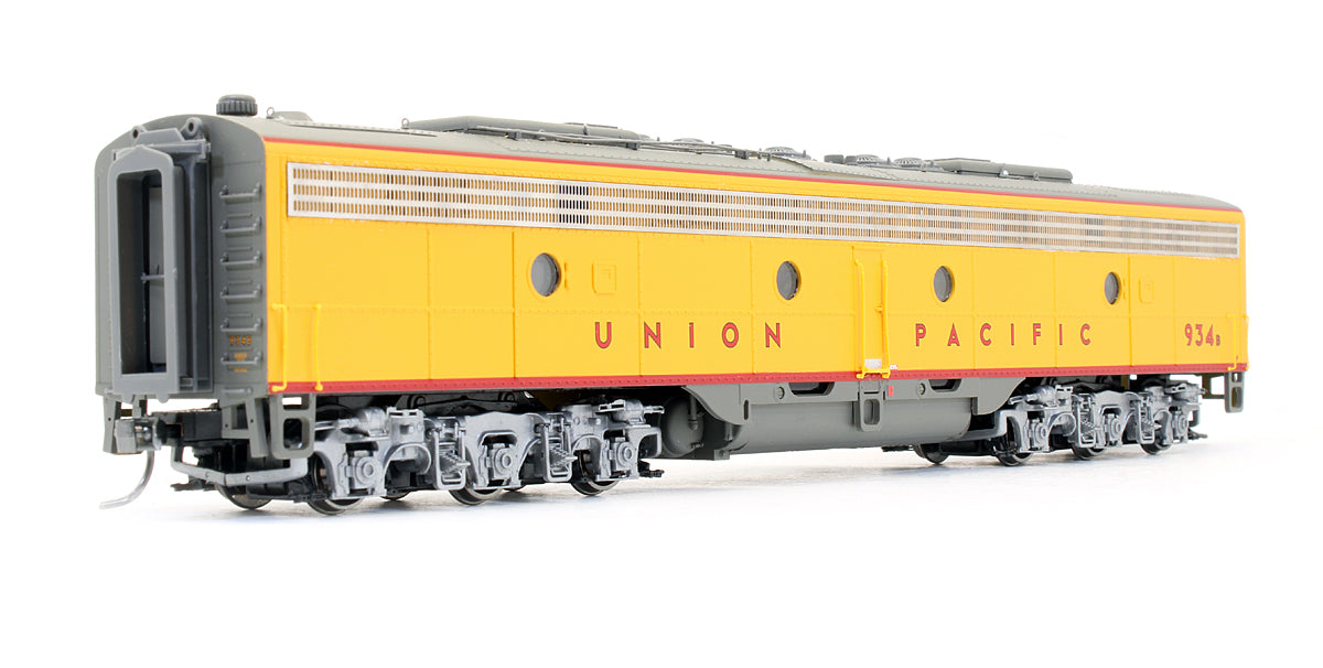 Pre-Owned E8/9 Diesel Locomotive Union Pacific - Road #934B - DCC Sound Fitted