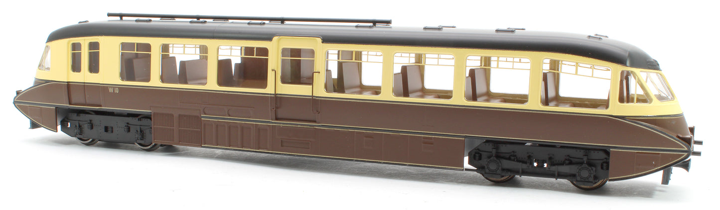 Streamlined Railcar W10 BR Lined Chocolate and Cream