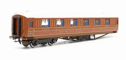 Pre-Owned LNER Teak Triplet Set