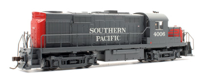 Pre-Owned RS-32 Diesel Locomotive Southern Pacific - Road #4006
