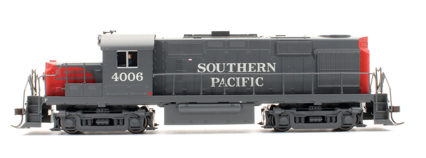 Pre-Owned RS-32 Diesel Locomotive Southern Pacific - Road #4006