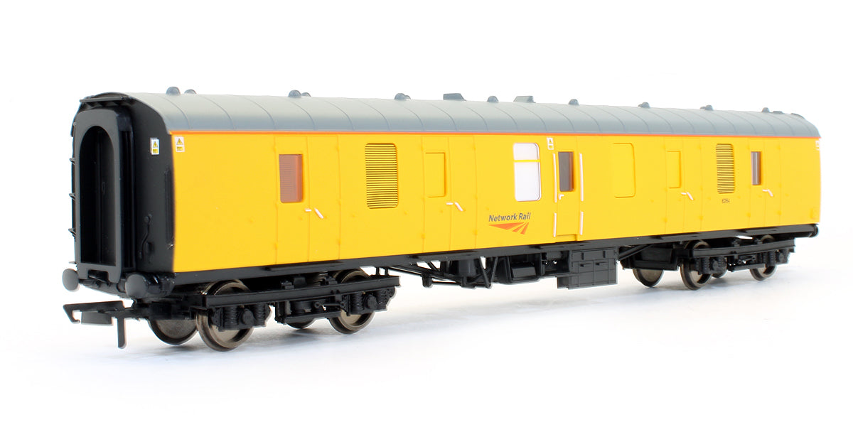 Pre-Owned R4995 Network Rail MK1 Generator Van No.6264
