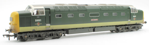 Pre-Owned Class 55 D9001 'ST. Paddy' BR Two Tone Green Diesel Locomotive (Weathered)