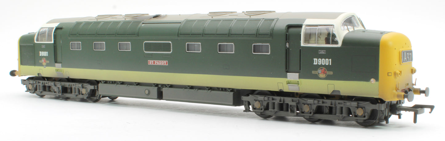 Pre-Owned Class 55 D9001 'ST. Paddy' BR Two Tone Green Diesel Locomotive (Weathered)