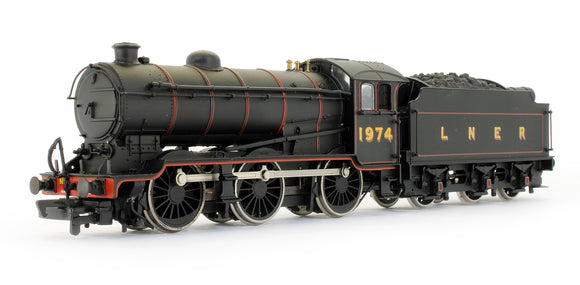 Pre-Owned J39 1974 LNER Lined Black Steam Locomotive