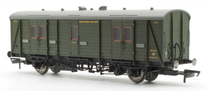 Pre-Owned SR Maunsell Passenger Brake 'Van C' 753