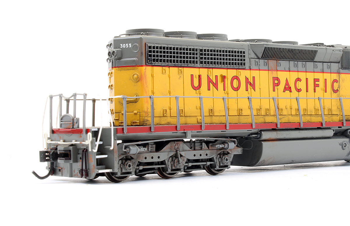 Pre-Owned EMD SD40-2 Diesel Locomotive Union Pacific - Road #3055 (With Sound & Weathered)