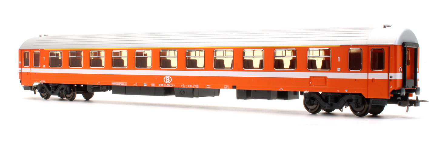 Pre-Owned Belgium Railways 1st Class Coach '51 88 11-70 015-3'