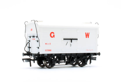 KRM-MICA-OO-3 GWR ‘Mica B’ Refrigerated Meat Van - Didcot Van 3 - 105966