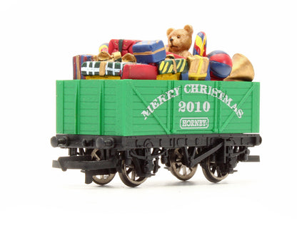 Pre-Owned 7 Plank Wagon Christmas 2010