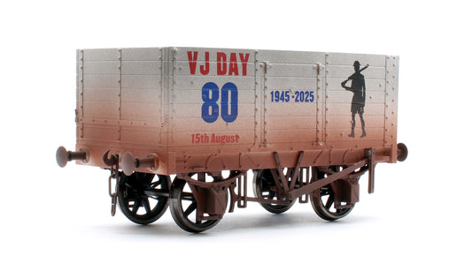 7 Plank 9' W/B VJ Day Army 80th Anniversary - Weathered