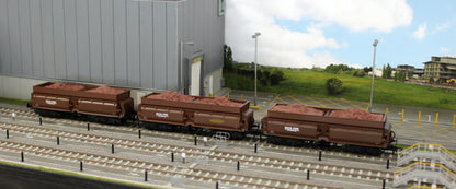 KRM-CON-OO-3G Set of 3 Consett Iron Ore Wagons - Pack G (With Load)