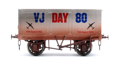 7 Plank 9' W/B VJ Day Airforce 80th Anniversary - Weathered