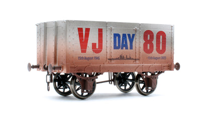 7 Plank 9' W/B VJ Day Navy 80th Anniversary - Weathered