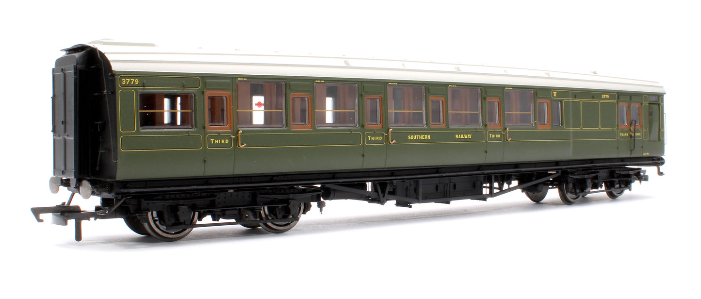 Pre-Owned SR Olive Green Maunsell Corridor Brake 3rd No.3779