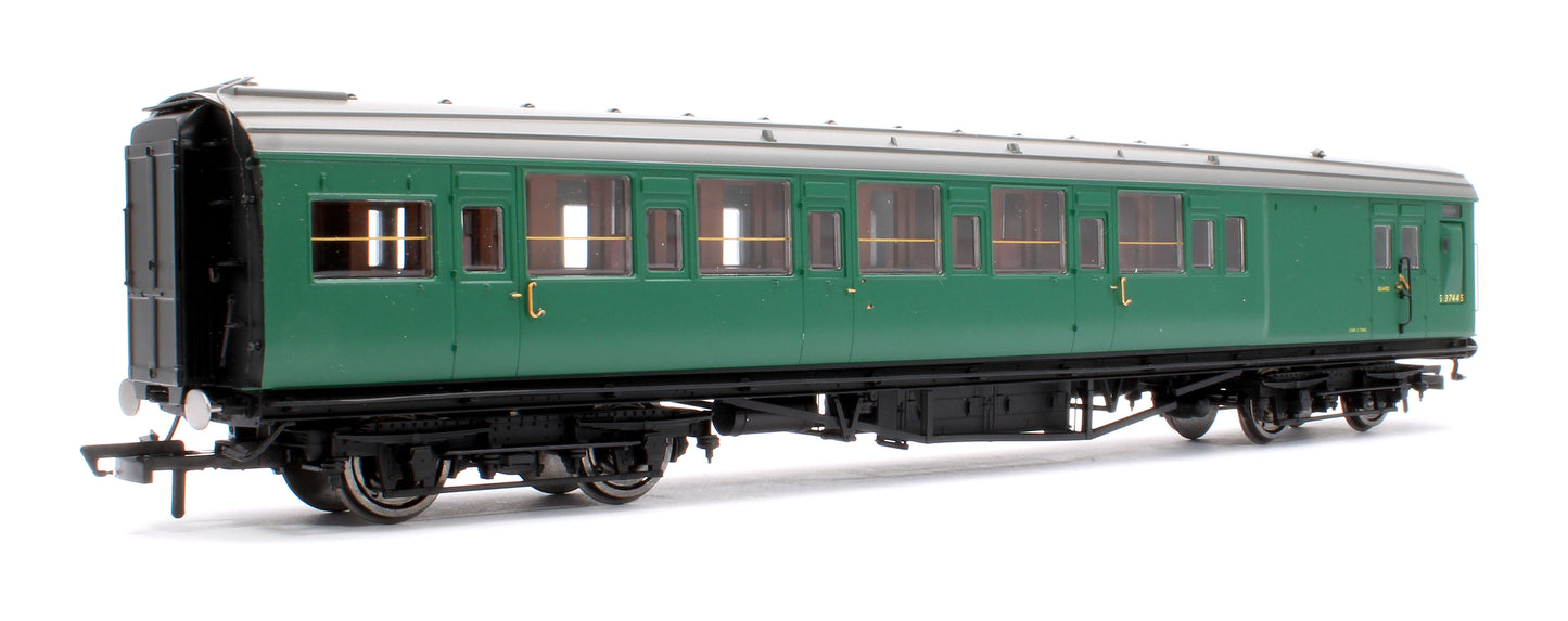 Pre-Owned BR Green Maunsell 6 Compartment Brake Coach No.3744