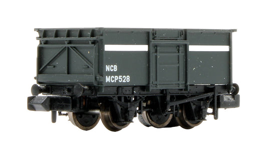 Pre-Owned 377-252A 16 Ton Mineral Wagon ZHV Olive Green 'MCP528'