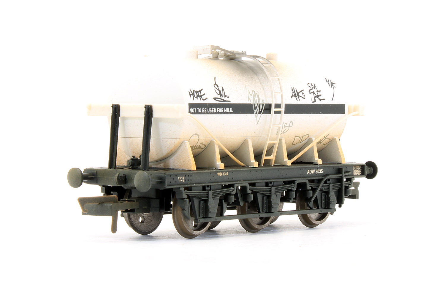 Pre-Owned R6499 Graffiti 6 Wheel Milk Tank Wagon AWD 3035 - Weathered