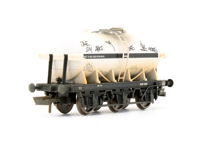 Pre-Owned R6499 Graffiti 6 Wheel Milk Tank Wagon AWD 3035 - Weathered
