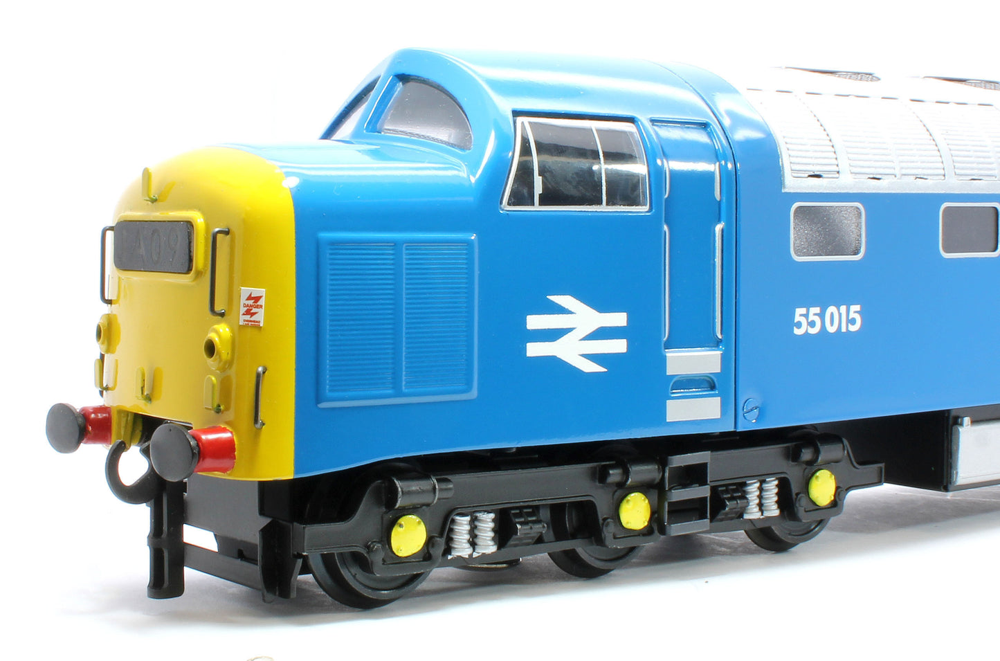 E/41-C2 Class 55 English Electric Deltic "Tulyar" BR Blue Full Yellow Ends No. 55015 Diesel Locomotive