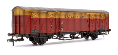 Custom Weathered 20T VIX Ferry Van , ZJX, No.KDB787210, Satlink Red/Yellow