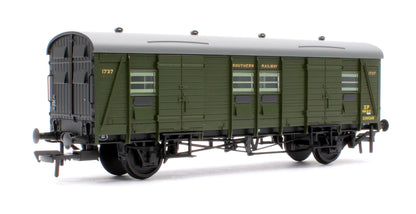 SR CCT 'Covcar' Covered Carriage Truck SR Maunsell Green 1737