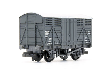 Pre-Owned 937174 Fruit Van GWR Grey No.134149