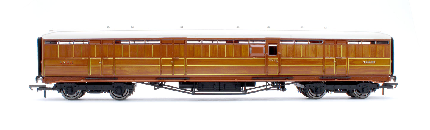 LNER Gresley Corridor Teak Coaches Passenger Brake No.4239