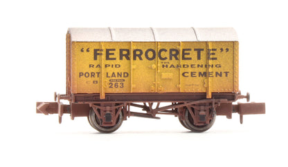 Pre-Owned ''Ferrocrete' Gunpowder Van No.263 - Weathered
