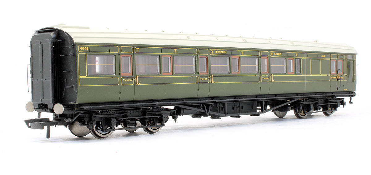 Pre-Owned R4300A SR Maunsell 6 Compartment Brake Coach '4048'