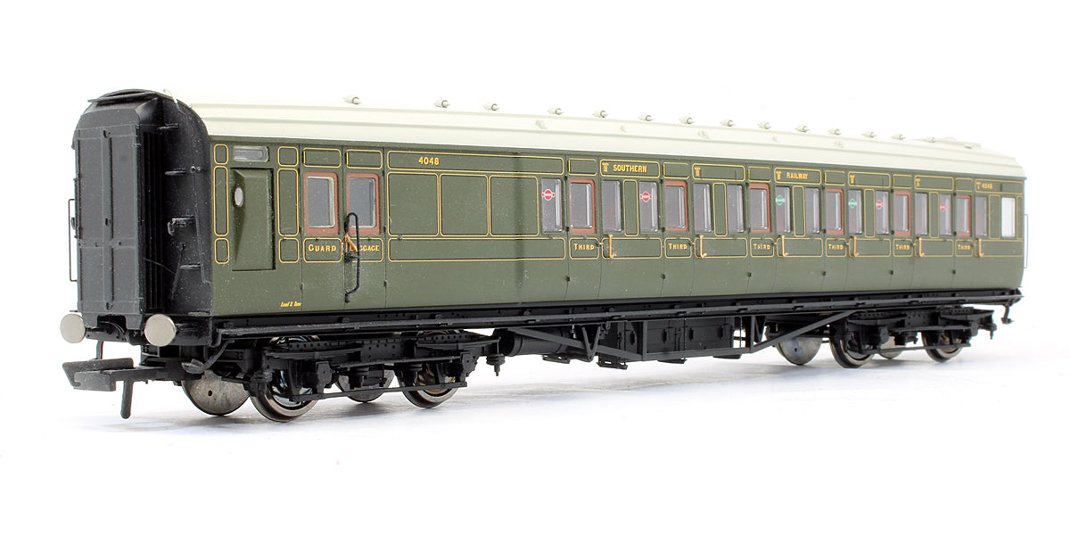 Pre-Owned R4300A SR Maunsell 6 Compartment Brake Coach '4048'