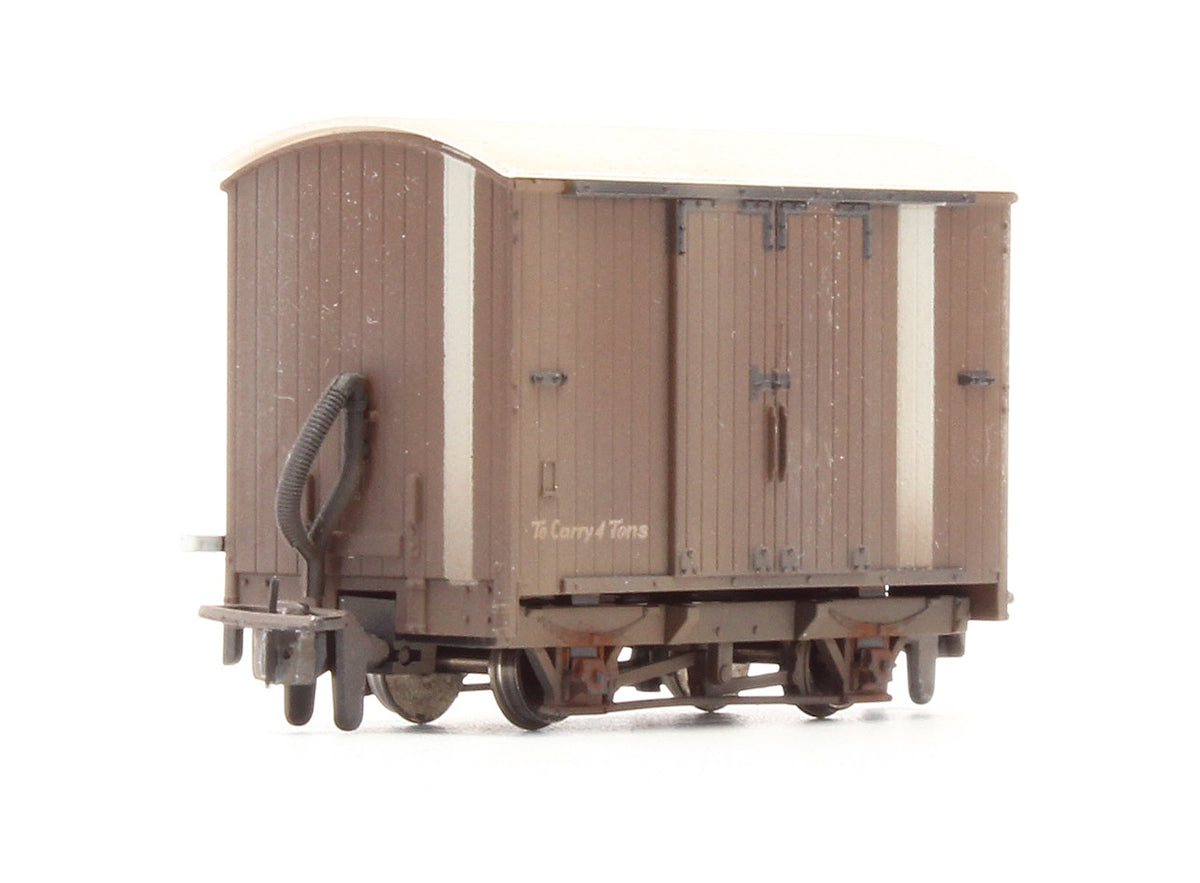 Pre-Owned Box Van, Brown Unlettered - Custom Weathered