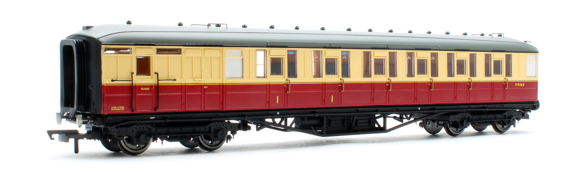 Pre-Owned BR Gresley Corridor Crimson and cream Composite Brake No.E9126E